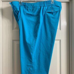 Larry Levine Women's Turquoise Blue Capri Pants, Size 24W, NWT
